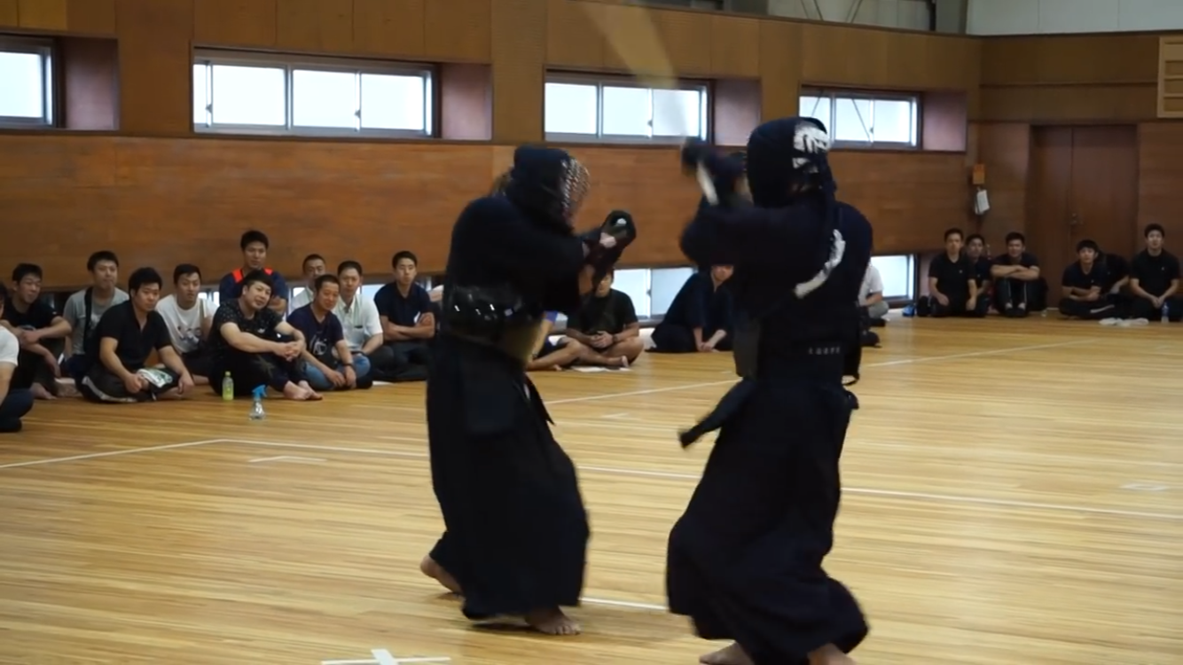 大阪体育大学の指揮を取る二足の草鞋を履く村上氏 剣道をもっと楽しく 剣道の知恵袋